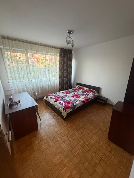 Eroii Revolutiei, 2 camere, decomandat