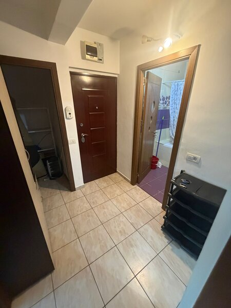 Eroii Revolutiei, 2 camere, decomandat