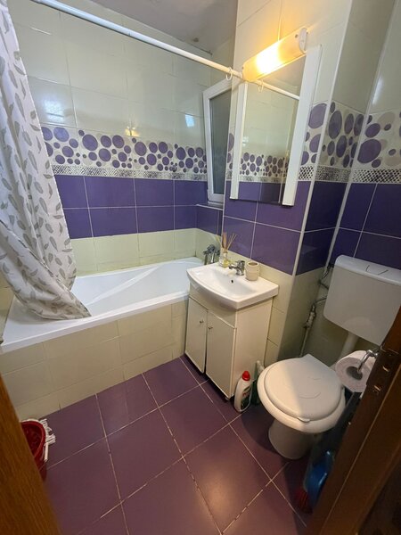 Eroii Revolutiei, 2 camere, decomandat